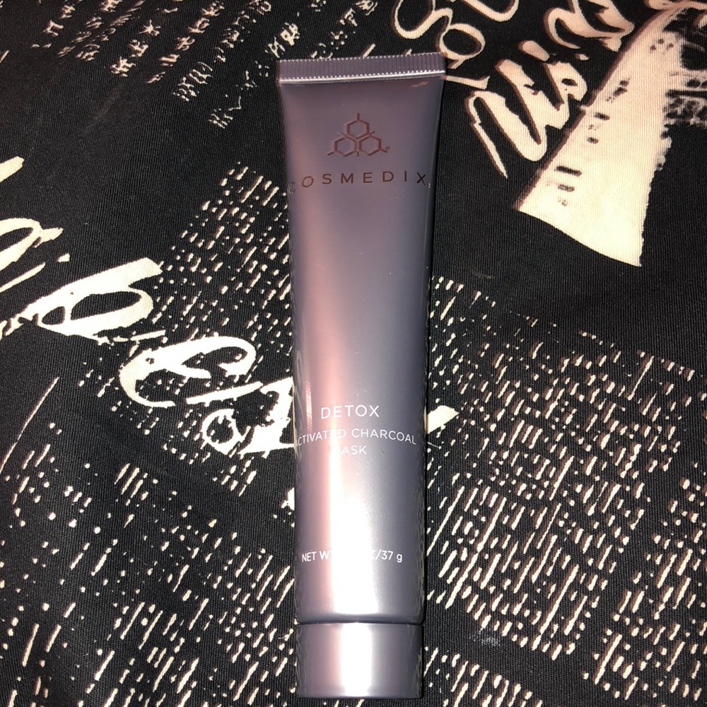 Detox Activated Charcoal Mask